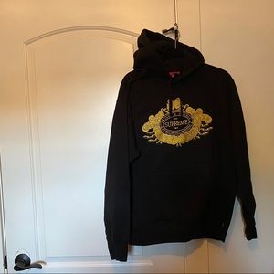 Supreme Black Unisex Hoodie Size M